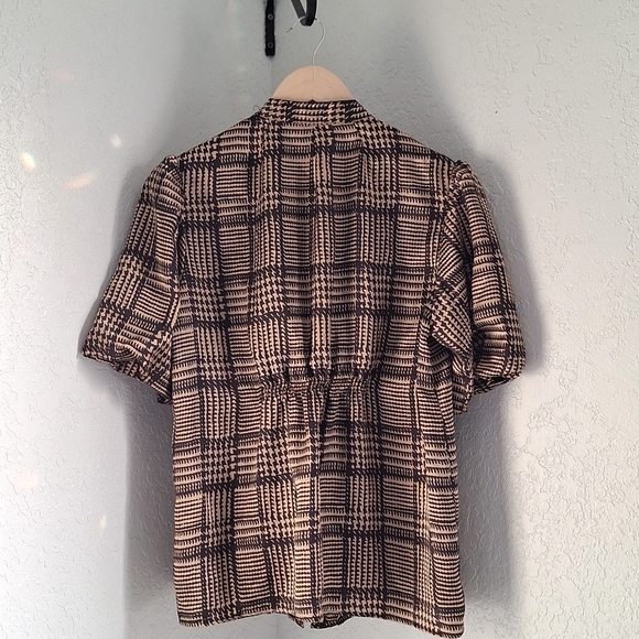 Sunny Leigh Button Top - Picture 16 of 16